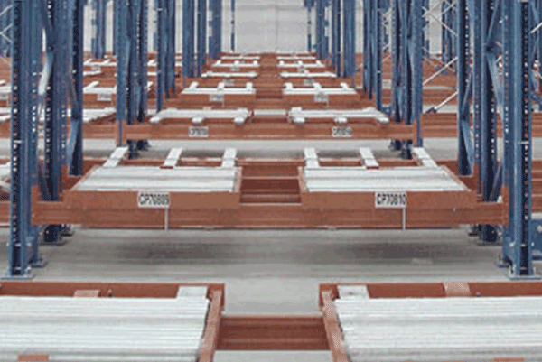 壓入式(shì)貨架