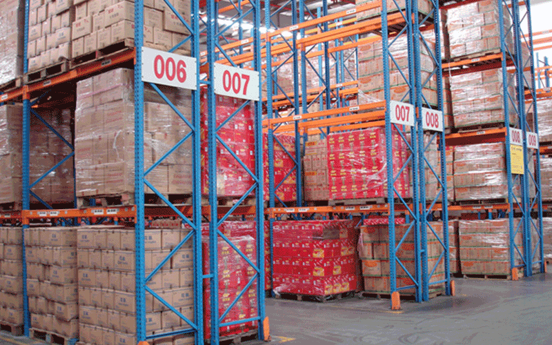 重型（xíng）倉儲貨架