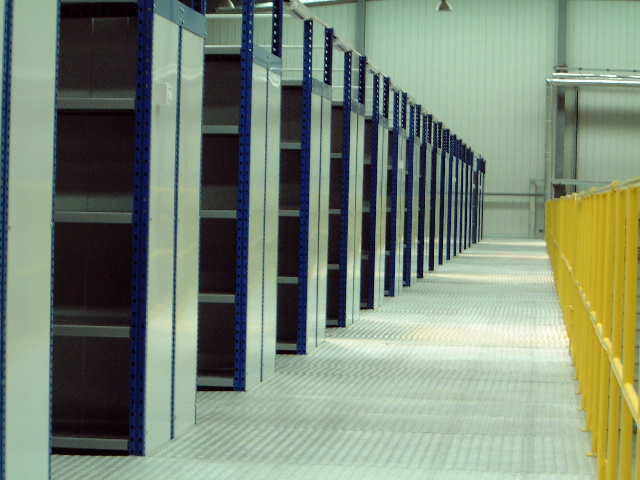 多層式平台貨架組合（hé）