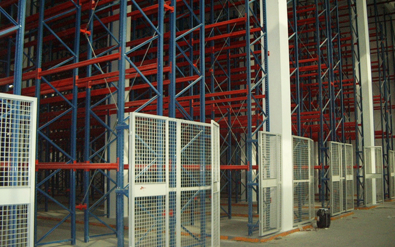 窄巷道重型貨架 窄巷道重型(xíng)貨架